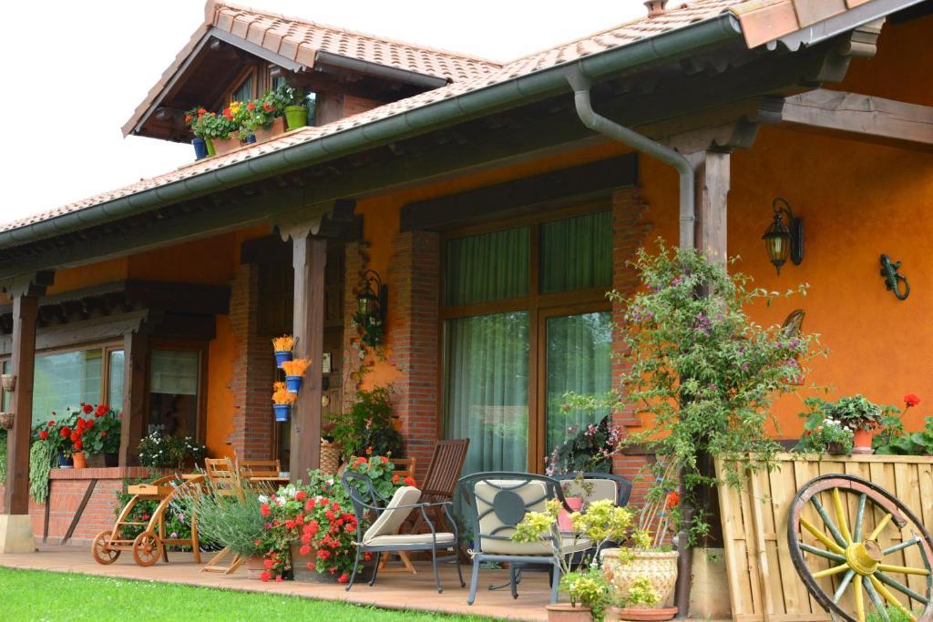 Alojamiento Bernabales Pamanes Exterior photo